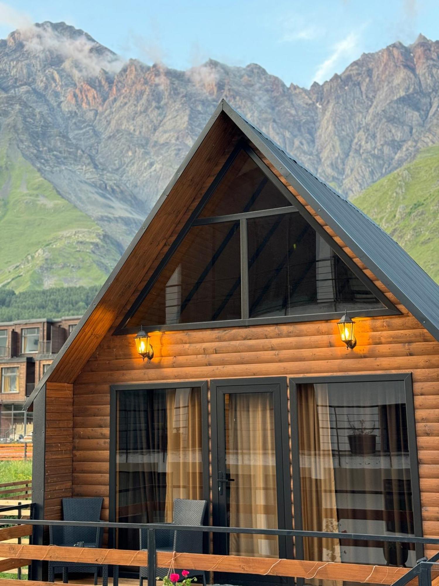 Outdoor Cottages Kazbegi Extérieur photo