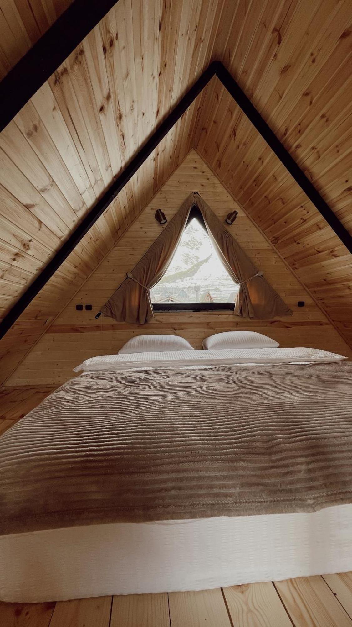 Outdoor Cottages Kazbegi Extérieur photo